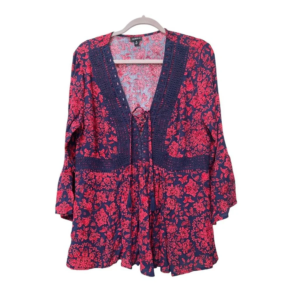 Torrid Floral Boho 3/4 Sleeve Deep V-Neck Lace and Tassle Accent Top- Size 0X - Picture 2 of 10